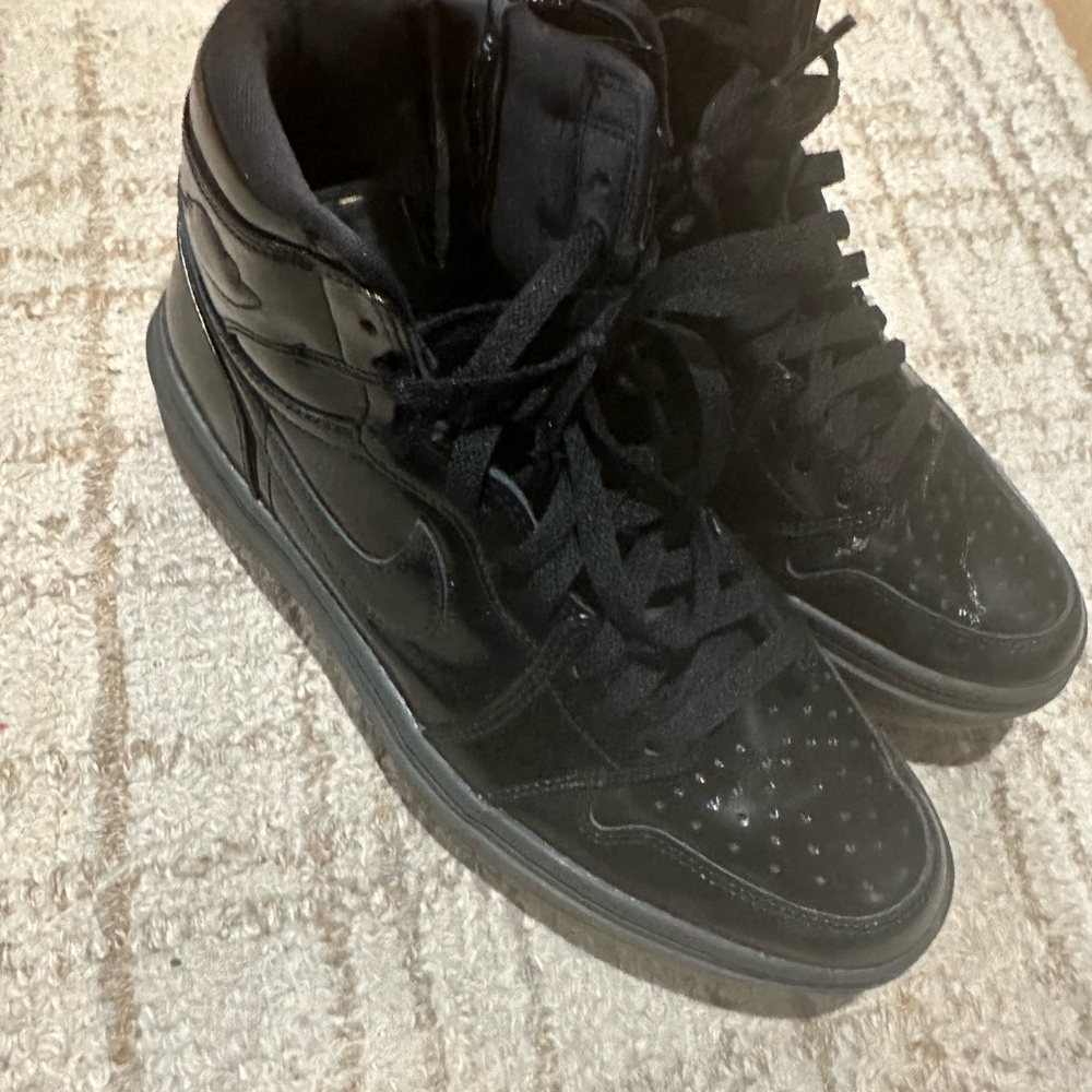 Nike Air Jordan 1 Elevate High SE in Black and Ash